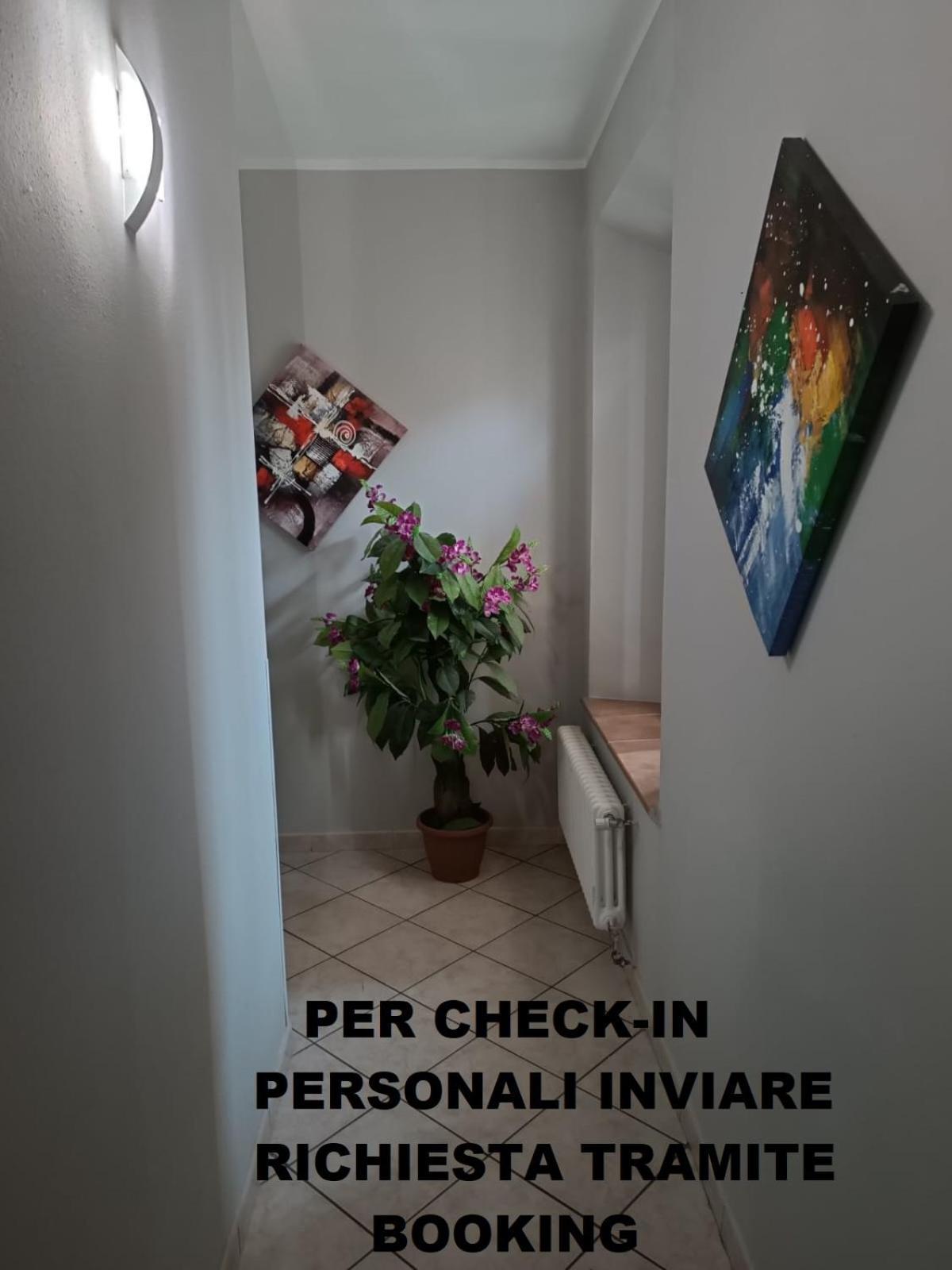 Residence Checkin A Richiesta Πάρμα Εξωτερικό φωτογραφία